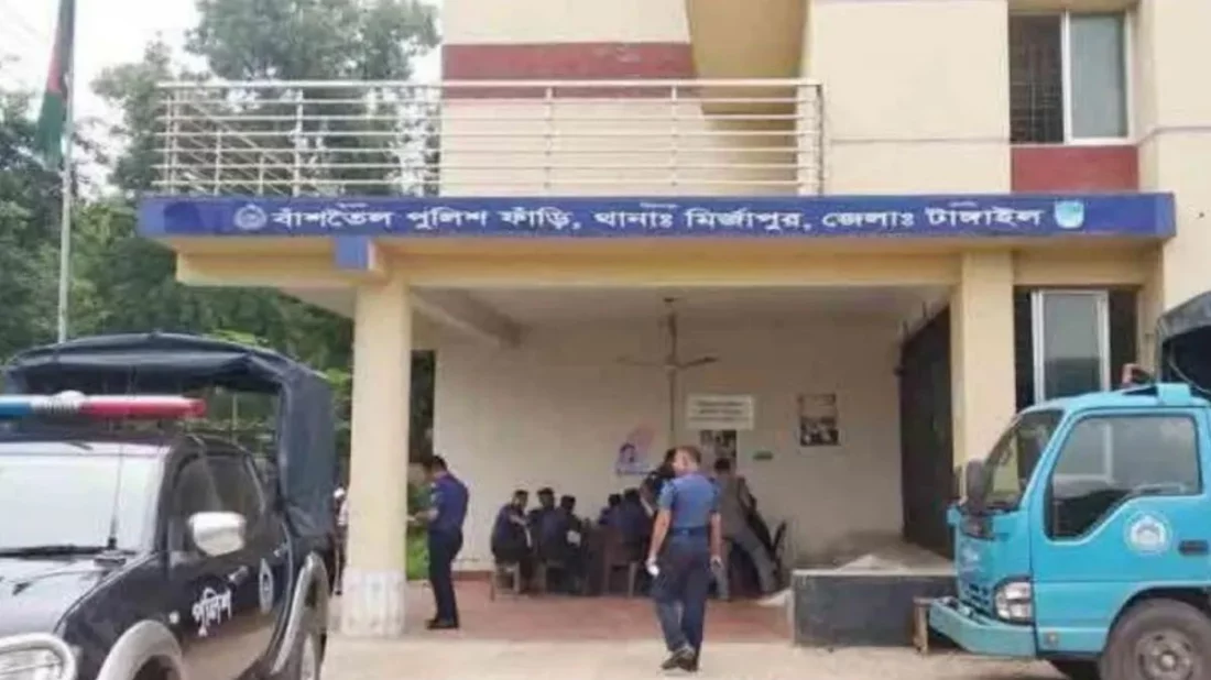 নিখোঁজের ১১ দিন পর গৃহবধূর অর্ধগলিত ঝুলন্ত মরদেহ উদ্ধার