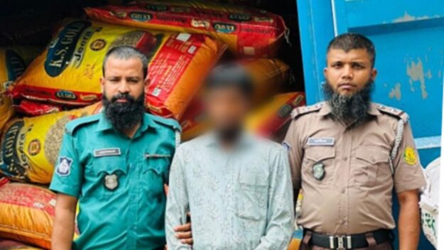 আম্বরখানা থেকে কাভার্ড ভ্যান ভর্তি ‘বুঙ্গার মাল’ আটক