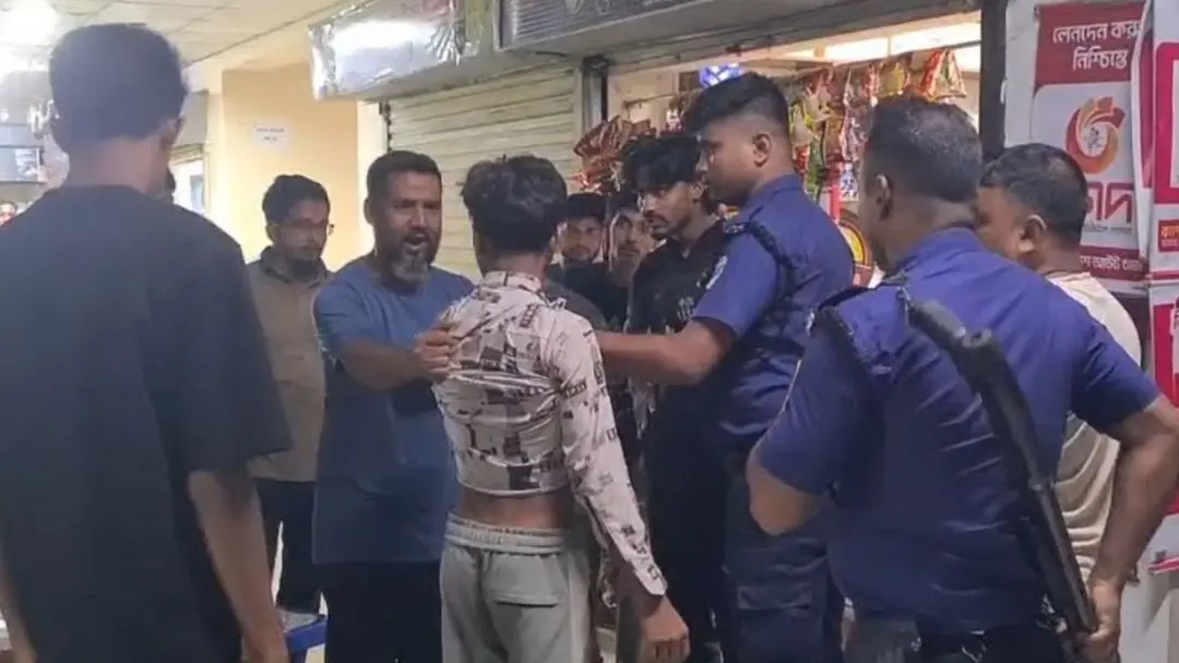 শিশুকে সংঘবদ্ধ বলাৎকারের অভিযোগ, ৪ কিশোর আটক