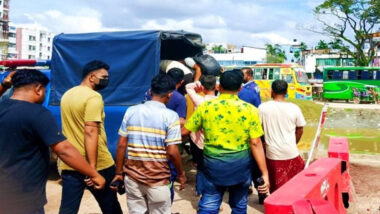 সিলেটের একটি আবাসিক হোটেলে অভিযান, নারী-পুরুষসহ ১০ আ ট ক