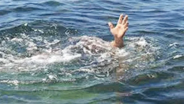 হবিগঞ্জে গোসলে নেমে গৃহবধূ নি খোঁ জ