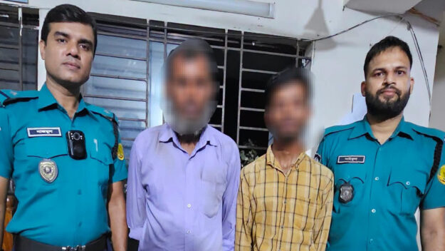 সিলেটে মোটরসাইকেল থামিয়ে যা পেল পুলিশ